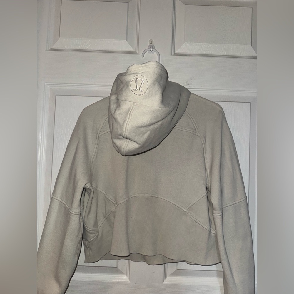 Lululemon Cream Cropped Hoodie